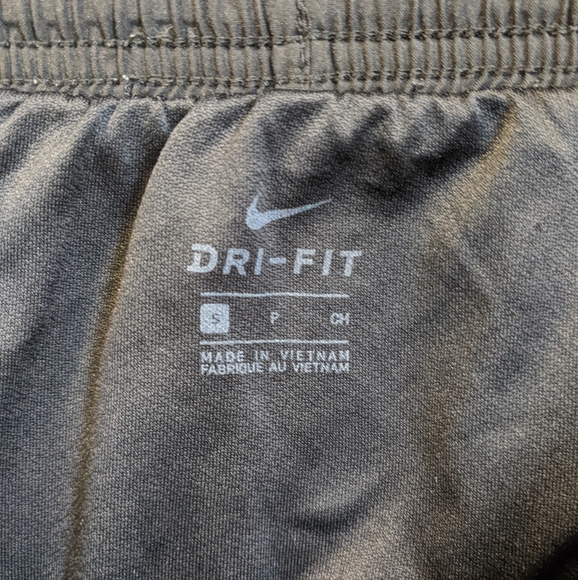 Nike Athletic Shorts - Picture 3 of 3